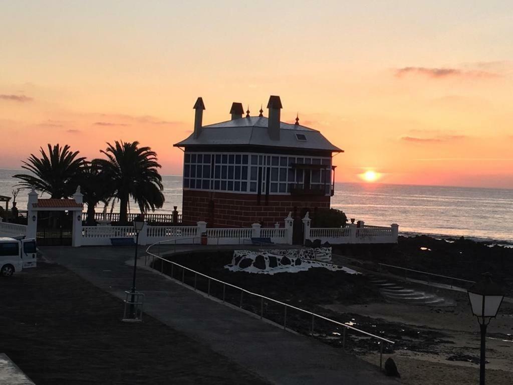 Apartamento El Muelle Arrieta  Luaran gambar